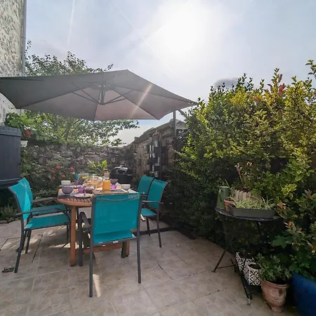 Renovee Avec Table D'hote Dans La Campagne Altiligerienne - Fr-1-582-522 Nocleg ze śniadaniem *