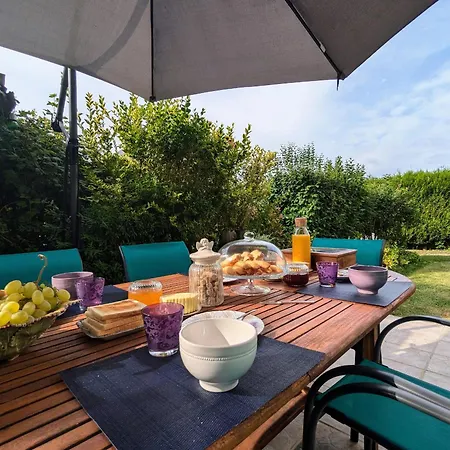 ベッド・アンド・ブレックファスト Renovee Avec Table D'hote Dans La Campagne Altiligerienne - Fr-1-582-522 Saint-Victor-sur-Arlanc