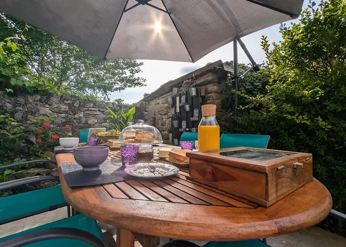 Alojamento de Acomodação e Pequeno-almoço Rénovée Avec Table D'hôte Dans La Campagne Altiligérienne - Fr-1-582-522