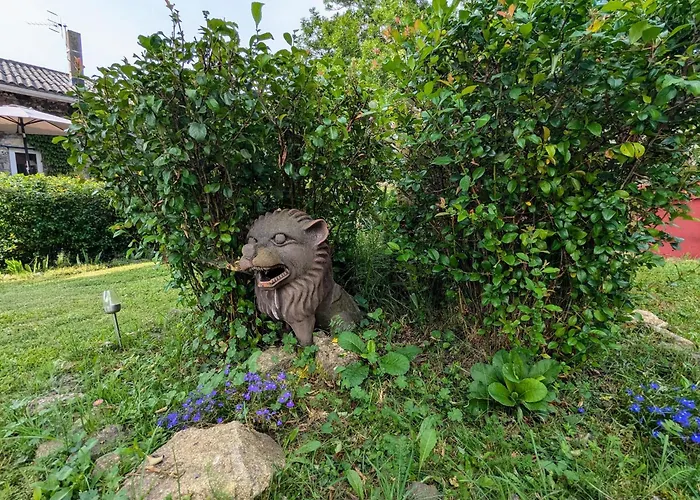 Rénovée Avec Table D'hôte Dans La Campagne Altiligérienne - Fr-1-582-522 * Saint-Victor-sur-Arlanc