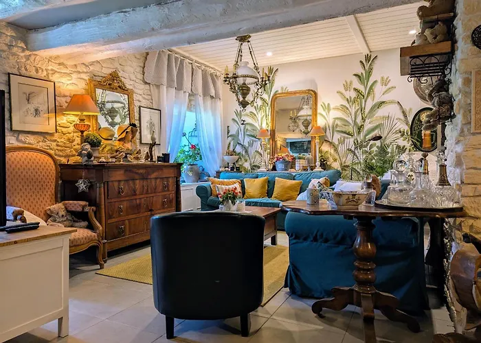 Alojamento de Acomodação e Pequeno-almoço Rénovée Avec Table D'hôte Dans La Campagne Altiligérienne - Fr-1-582-522