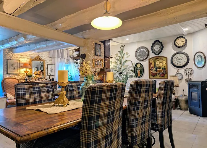 Rénovée Avec Table D'hôte Dans La Campagne Altiligérienne - Fr-1-582-522 Saint-Victor-sur-Arlanc